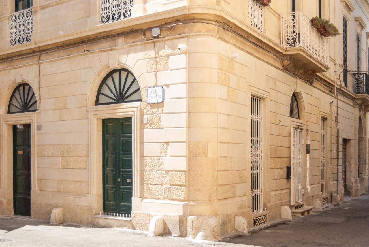 לצ'ה Il Garbino Suite And Apartment מראה חיצוני תמונה