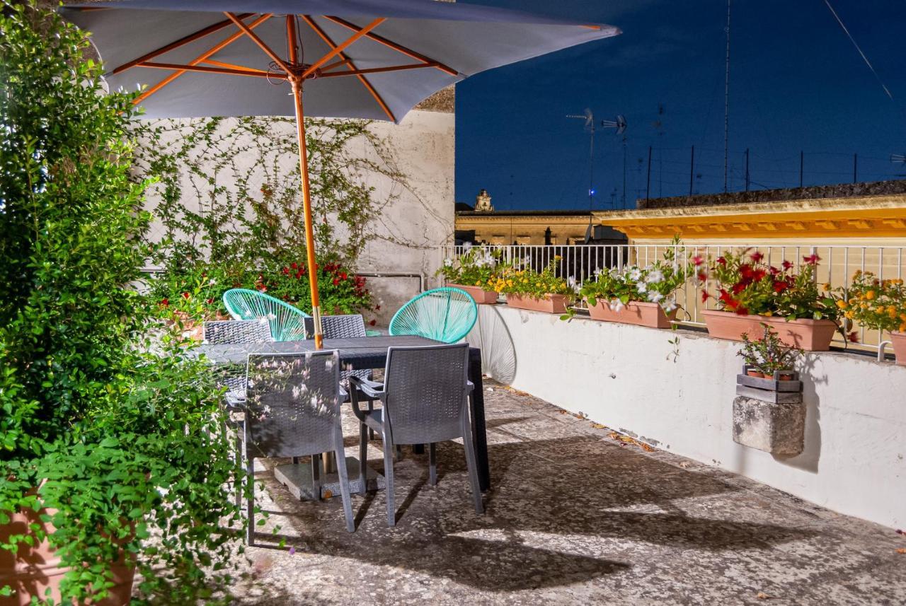 לצ'ה Il Garbino Suite And Apartment מראה חיצוני תמונה