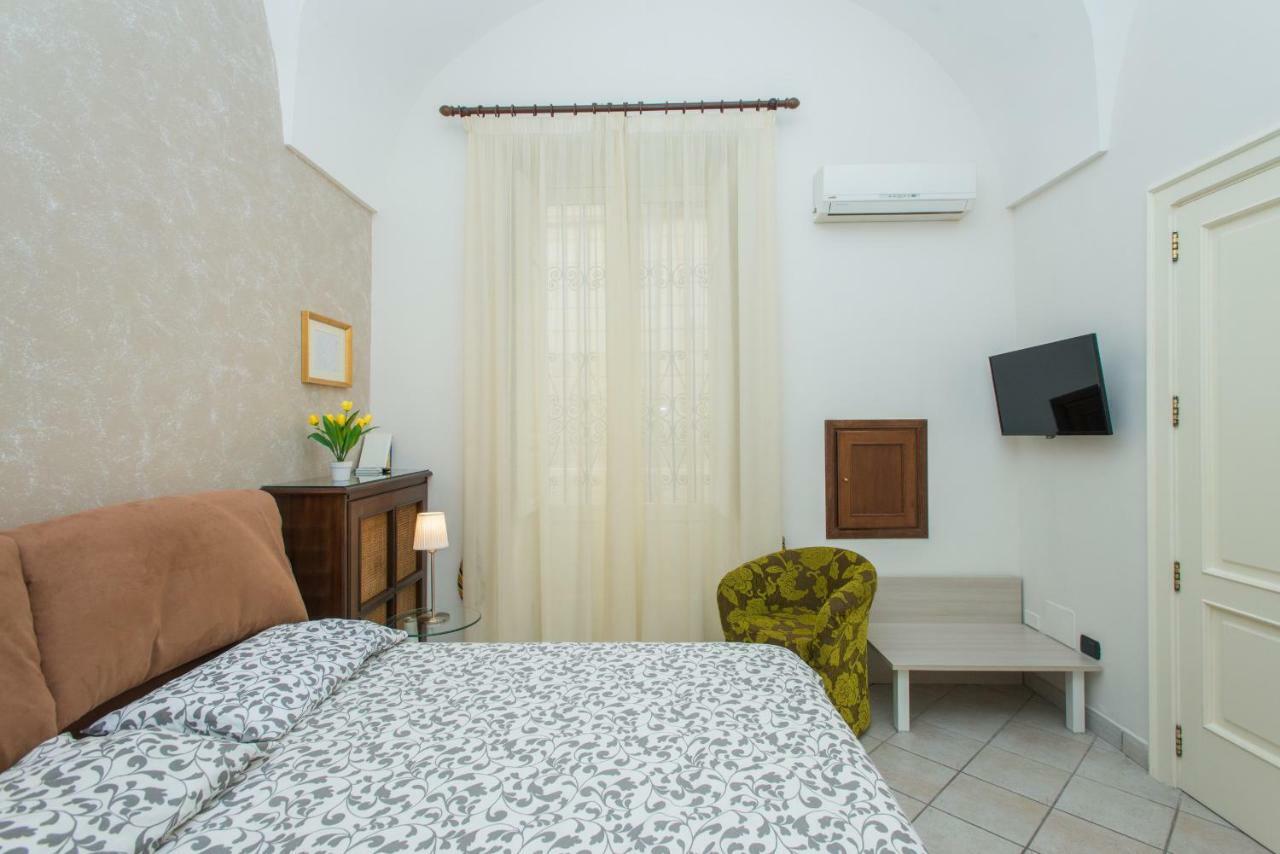 לצ'ה Il Garbino Suite And Apartment מראה חיצוני תמונה
