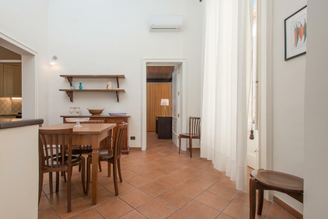 לצ'ה Il Garbino Suite And Apartment מראה חיצוני תמונה