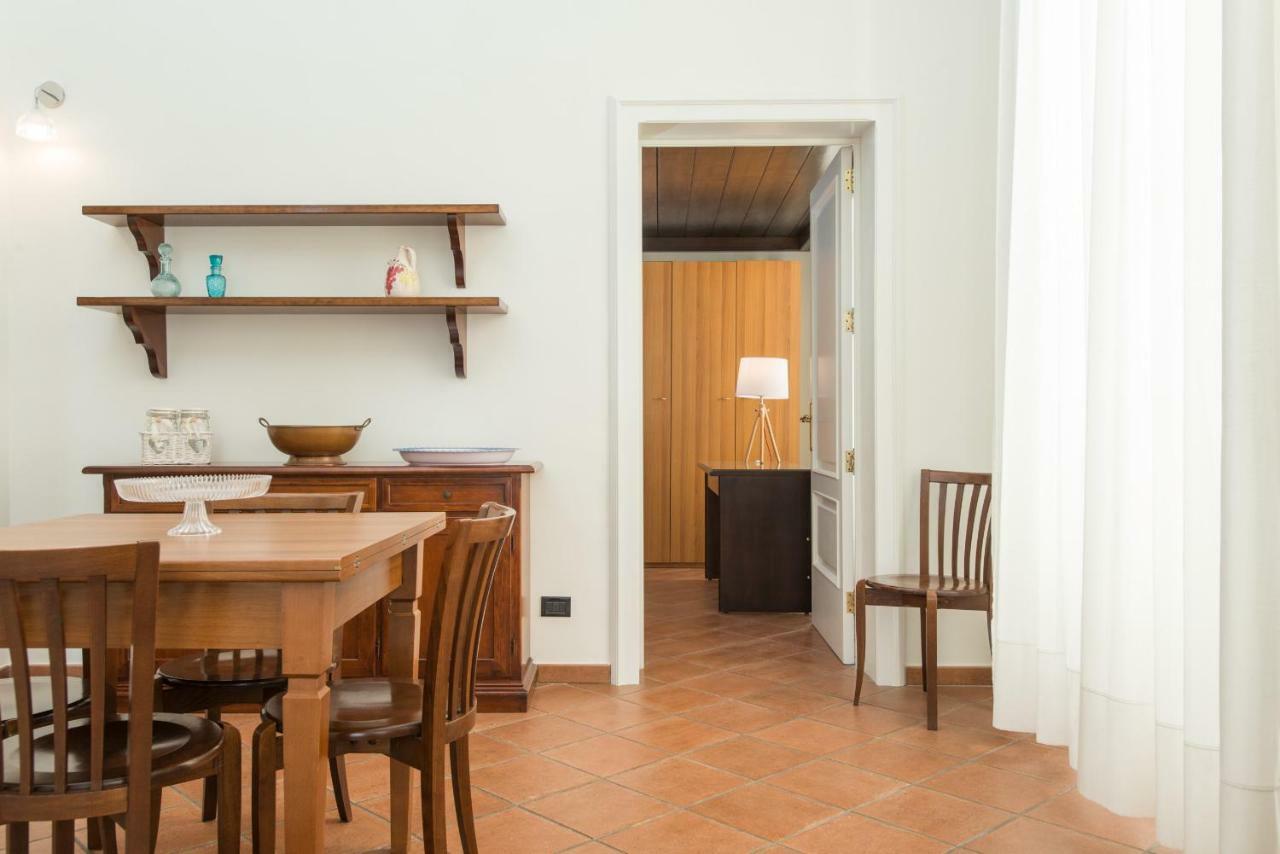 לצ'ה Il Garbino Suite And Apartment מראה חיצוני תמונה
